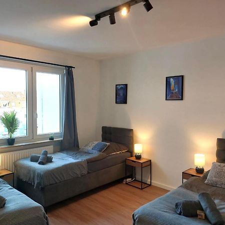 Rtr Essen - Fuer Bis Zu 8 Personen - Voll Ausgestattet - Zentral Limbecker Platz - Messe - Uniklinikum - Smart Tv - Modern Apartamento Exterior foto