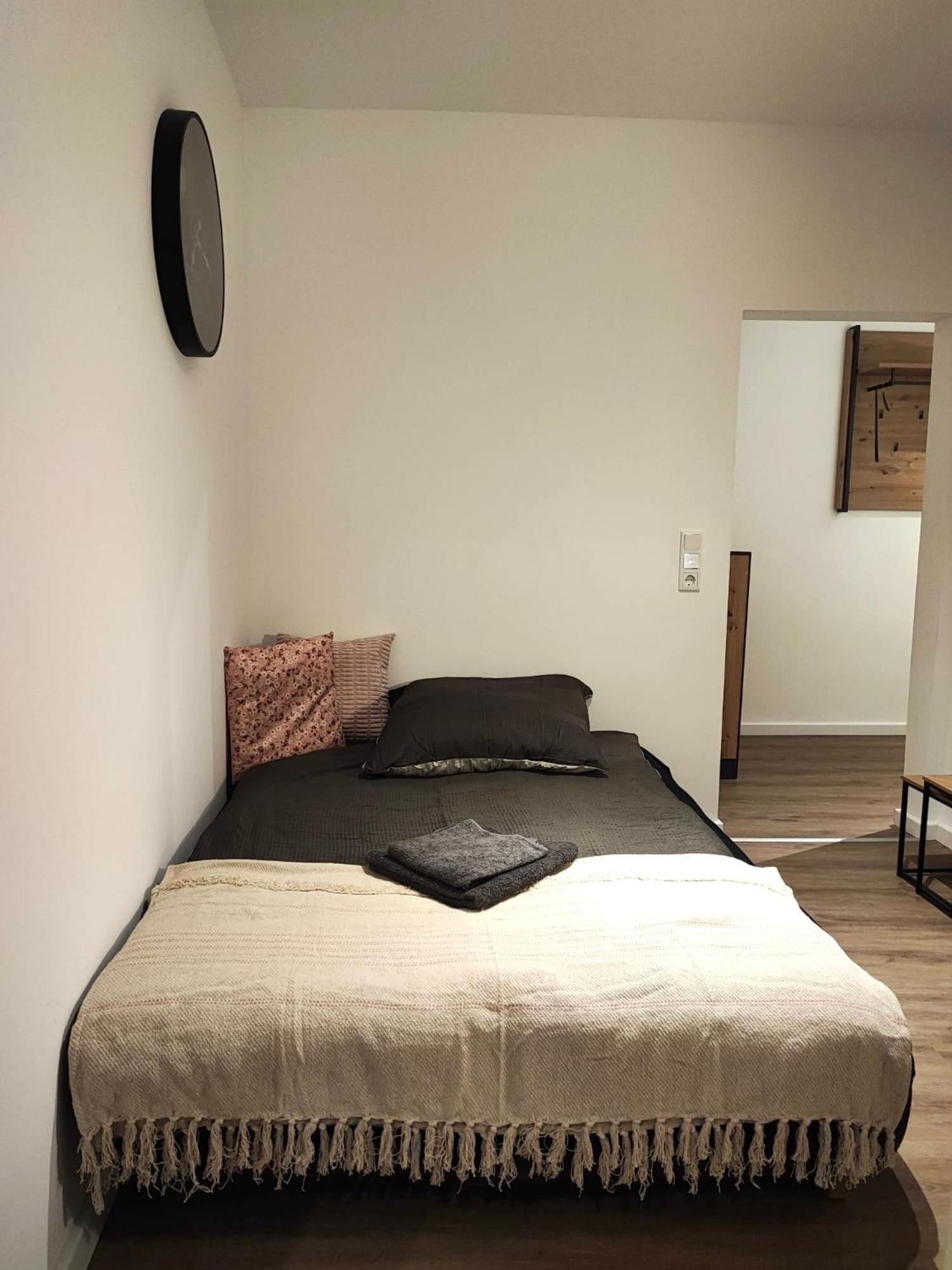Rtr Essen - Fuer Bis Zu 8 Personen - Voll Ausgestattet - Zentral Limbecker Platz - Messe - Uniklinikum - Smart Tv - Modern Apartamento Exterior foto