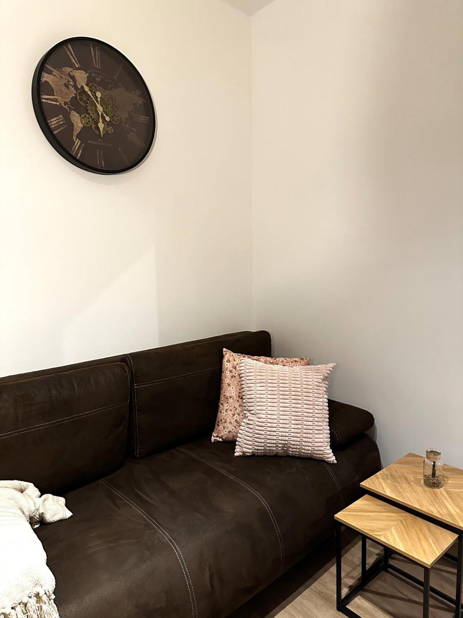 Rtr Essen - Fuer Bis Zu 8 Personen - Voll Ausgestattet - Zentral Limbecker Platz - Messe - Uniklinikum - Smart Tv - Modern Apartamento Exterior foto
