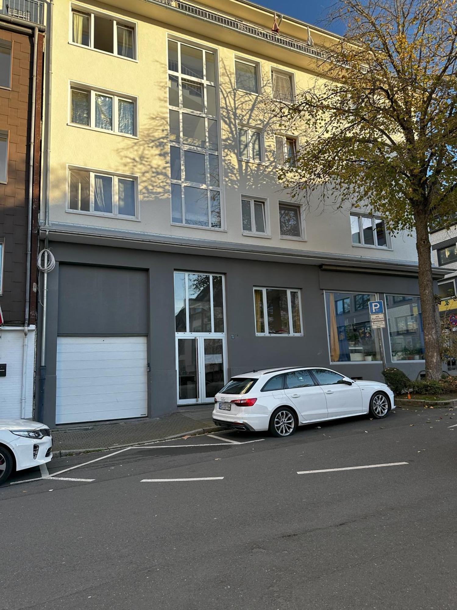 Rtr Essen - Fuer Bis Zu 8 Personen - Voll Ausgestattet - Zentral Limbecker Platz - Messe - Uniklinikum - Smart Tv - Modern Apartamento Exterior foto
