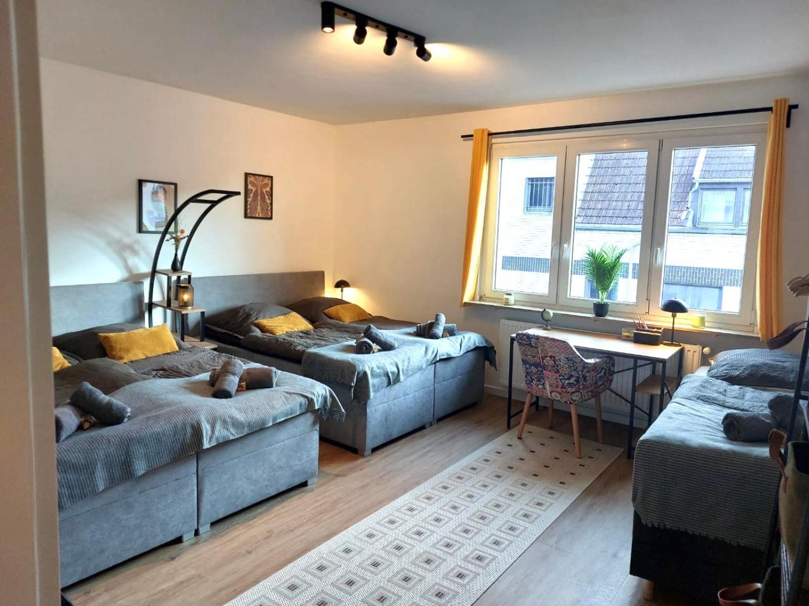 Rtr Essen - Fuer Bis Zu 8 Personen - Voll Ausgestattet - Zentral Limbecker Platz - Messe - Uniklinikum - Smart Tv - Modern Apartamento Exterior foto