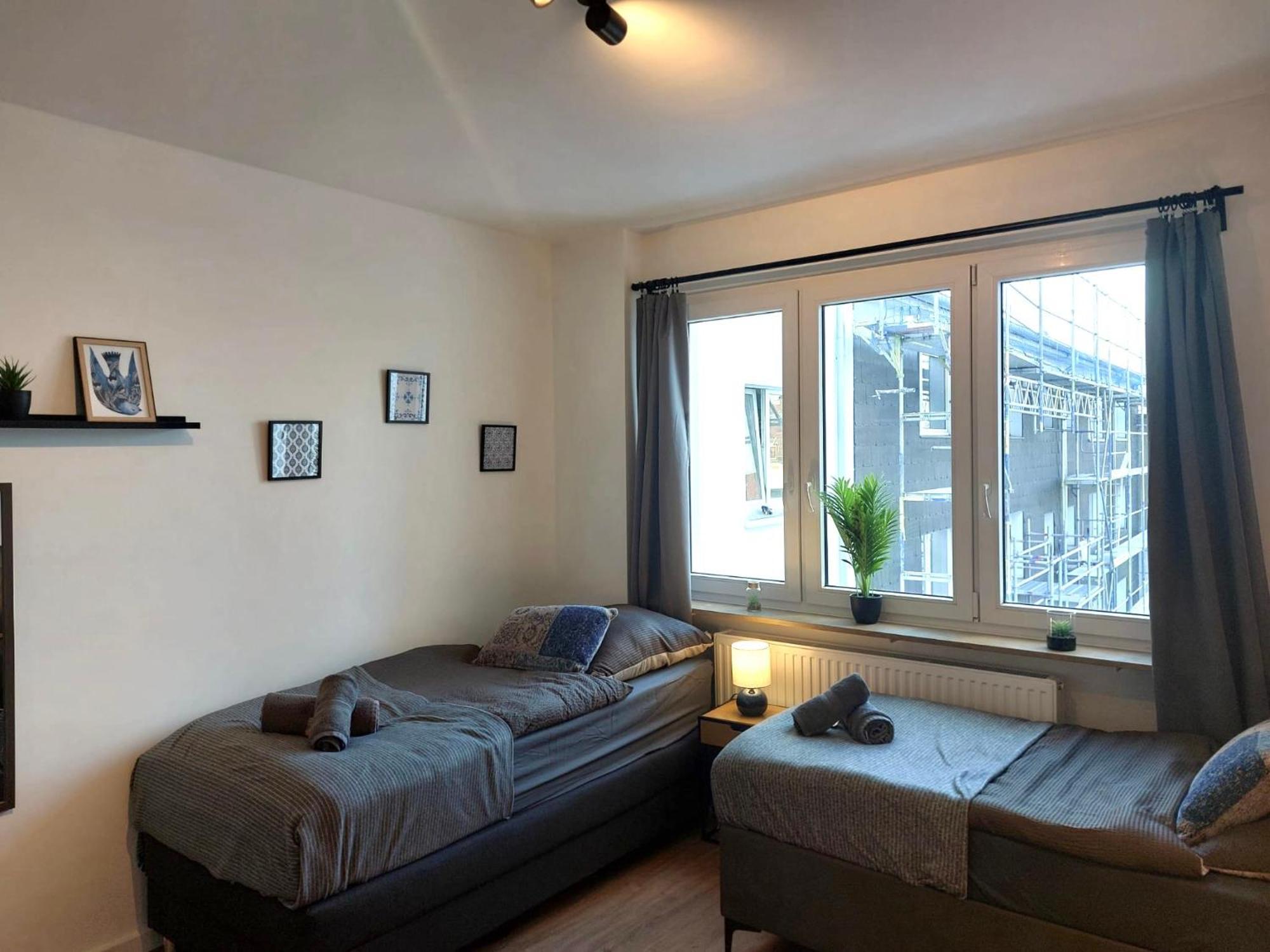 Rtr Essen - Fuer Bis Zu 8 Personen - Voll Ausgestattet - Zentral Limbecker Platz - Messe - Uniklinikum - Smart Tv - Modern Apartamento Exterior foto